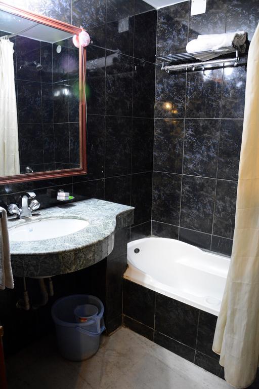 Motel Madhuban Джамшедпур Екстериор снимка